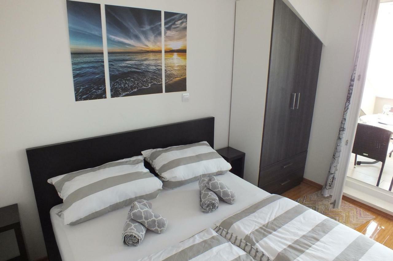 Apartment Silvija Novalja Kültér fotó