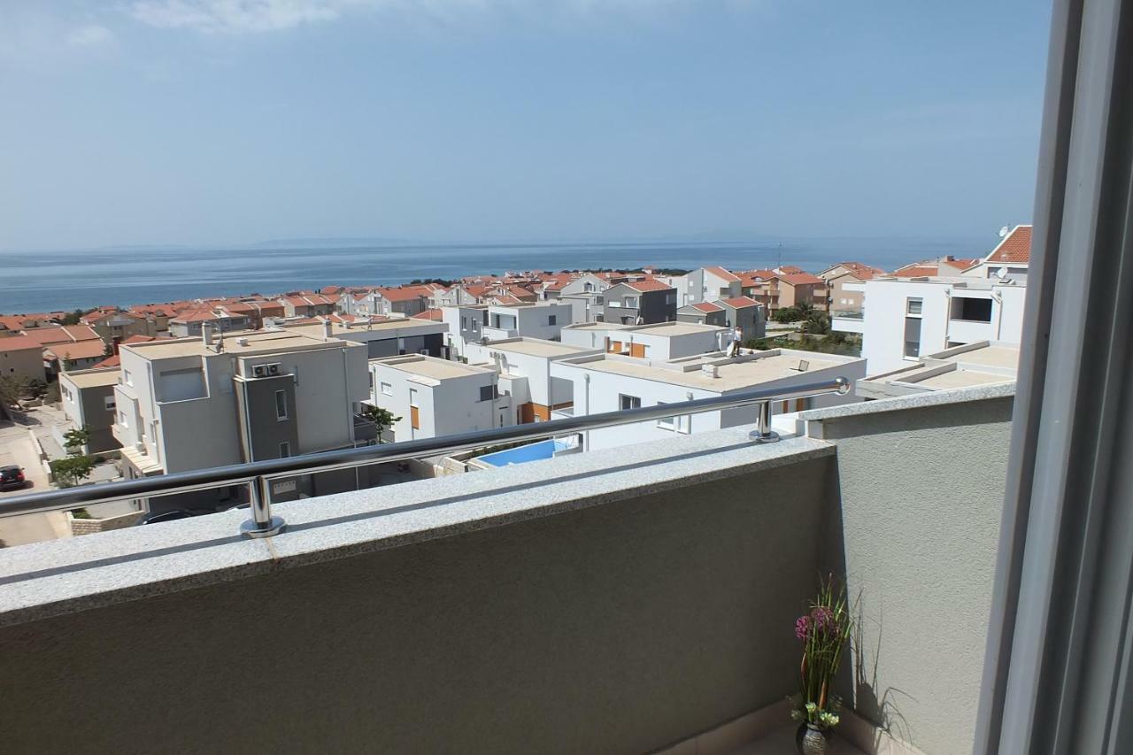 Apartment Silvija Novalja Kültér fotó