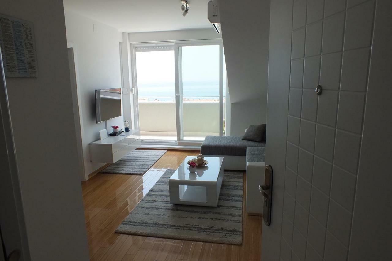 Apartment Silvija Novalja Kültér fotó