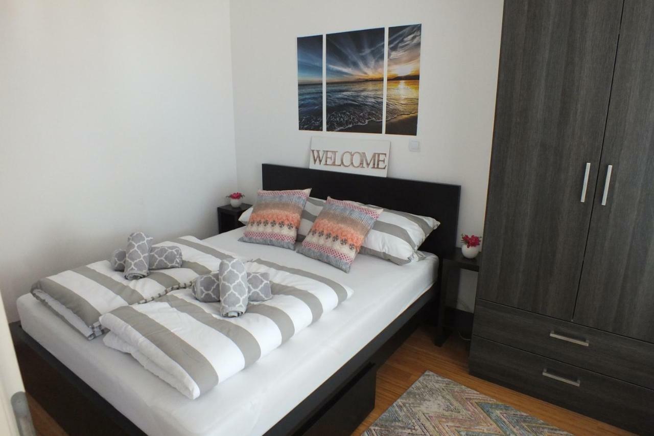 Apartment Silvija Novalja Kültér fotó