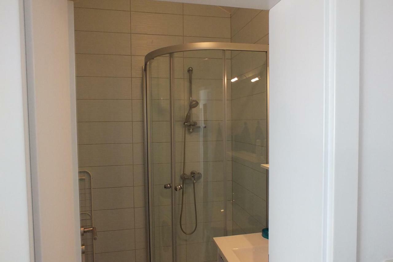 Apartment Silvija Novalja Kültér fotó