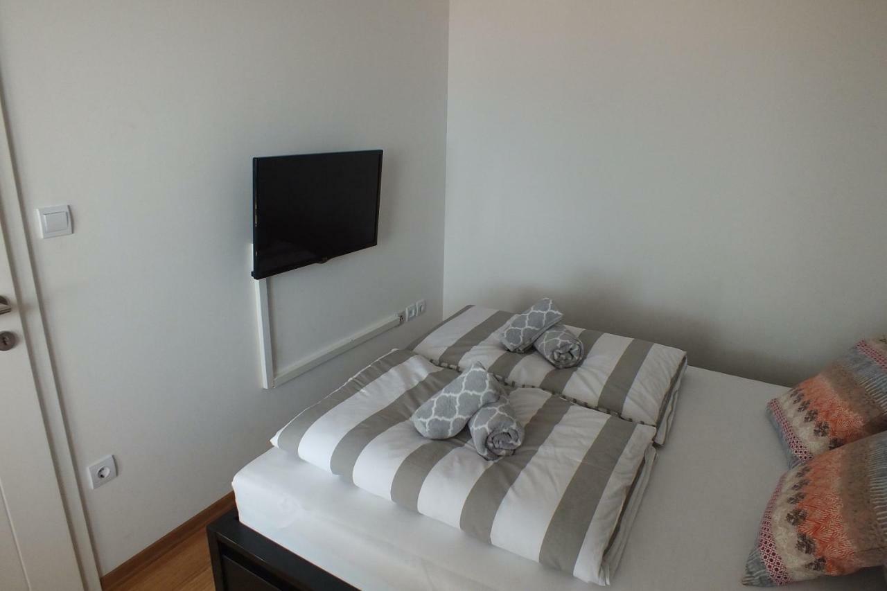 Apartment Silvija Novalja Kültér fotó